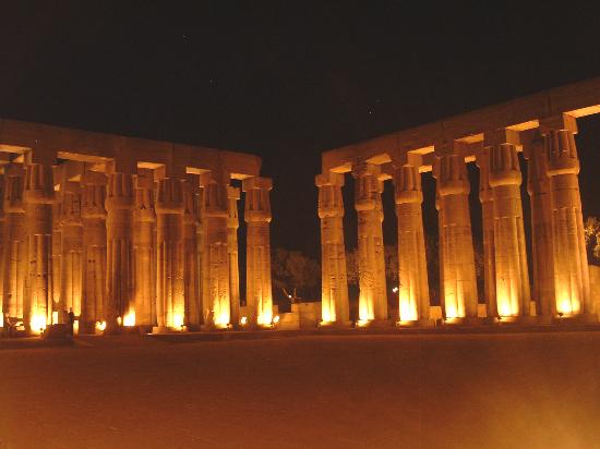 Luxor_Temple